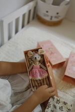 Load image into Gallery viewer, Levlovs Mouse Lulu in a Box with the Bedding Summer Gift
