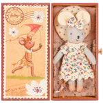 Load image into Gallery viewer, Levlovs Mouse Chloe in Stamp Holder Box with Bedding  
